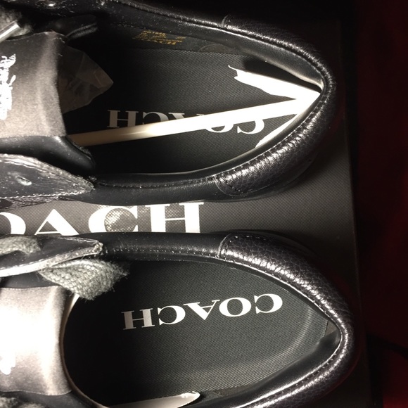 Coach black on black - Picture 5 of 6